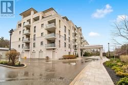 402 - 9909 PINE VALLEY DRIVE Vaughan, ON L4L 1A6