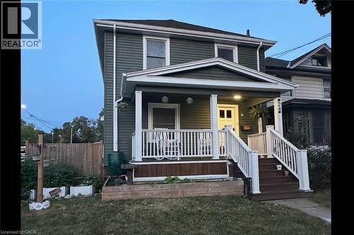24 FITZGERALD Street  St. Catharines, ON L2R 4B3