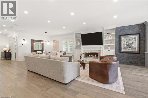 Living room - 336 Newbold Court, Burlington, ON 