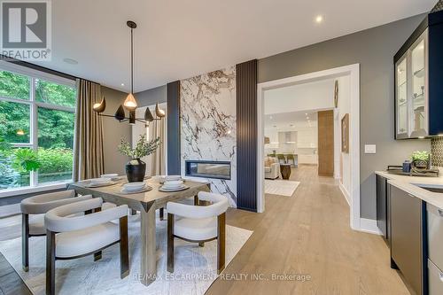 2104 Devon Road, Oakville, ON 