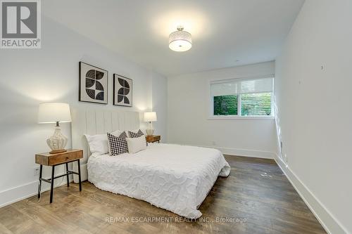 2104 Devon Road, Oakville, ON 