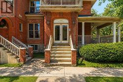 10 - 450 MACLAREN STREET Ottawa, ON K1R 5K6