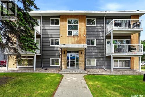3 230 Broadway Avenue E, Regina, SK 