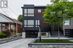 121 DURANT AVENUE Toronto, ON M4J 4W3
