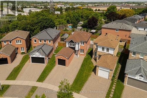 611 ATWOOD CRESCENT  Pickering, ON L1W 3W7