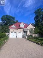 19 TANAGER CRESCENT Wasaga Beach, ON L9Z 0B3