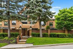 27 - 100 HILLSIDE DRIVE  Ottawa, ON K1K 4J1