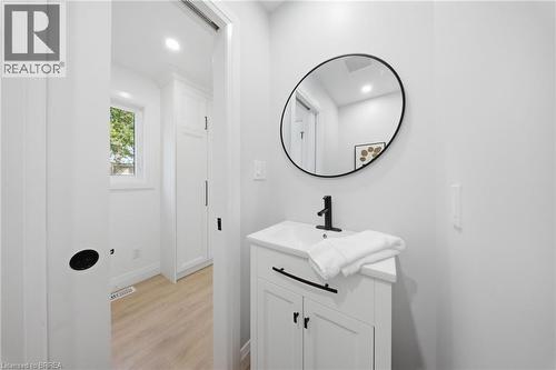 21 Sandy Row, Brantford, ON 