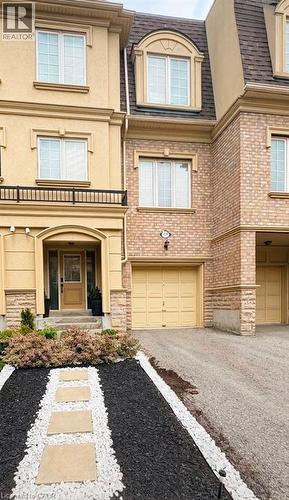 1250 ST MARTINS Drive Unit# 108  Pickering, ON L1W 0A2