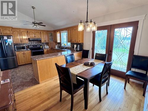 122 Bayview Road, Springdale, NL 