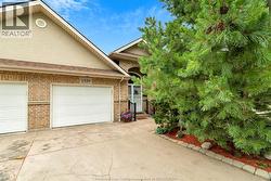 1529 CHATEAU Windsor, ON N8P 1M3