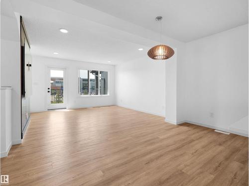 1230 Aster Bv Nw, Edmonton, AB 