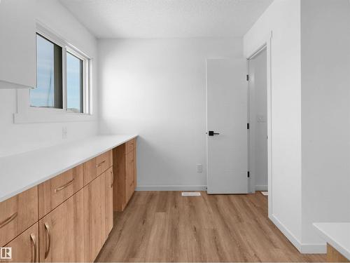 1230 Aster Bv Nw, Edmonton, AB 