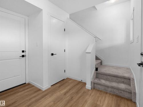 1230 Aster Bv Nw, Edmonton, AB 