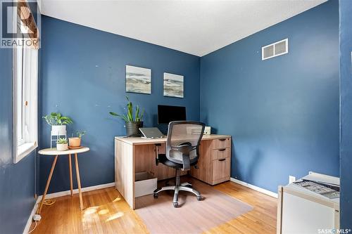 114 7Th Street E, Saskatoon, SK 