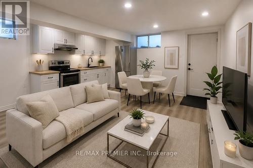 LOWER - 11 SENECA AVENUE , Toronto, Ontario M6N 2G7 2