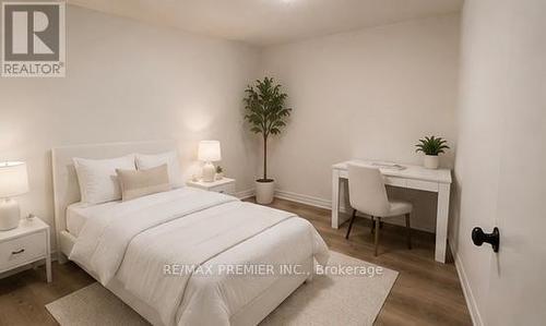 LOWER - 11 SENECA AVENUE , Toronto, Ontario M6N 2G7 3