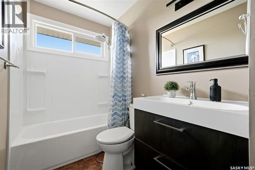 39 Bothwell Crescent, Regina, SK 