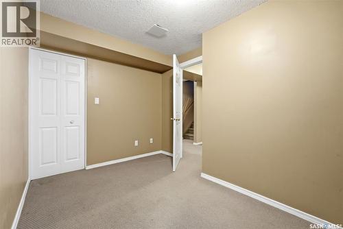 39 Bothwell Crescent, Regina, SK 