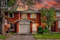 25 HARPER WAY Markham, ON L3T 5A4