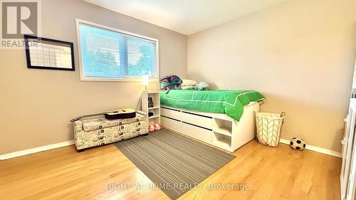 989 Goren Avenue, Ottawa, ON 