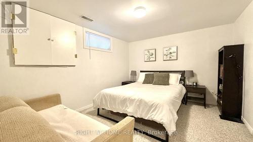 989 Goren Avenue, Ottawa, ON 