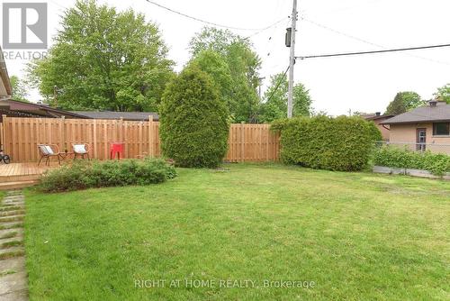 989 Goren Avenue, Ottawa, ON 