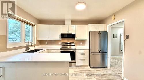 989 Goren Avenue, Ottawa, ON 