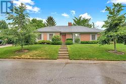 11 TALLWOOD CIRCLE  London North (North G), ON N5X 2S1