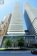 5103 - 42 CHARLES STREET E Toronto, ON M4Y 1N3