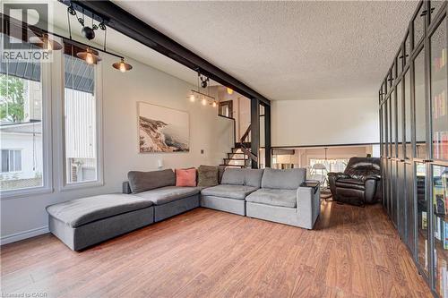 Living room - 154 Grand Avenue S, Cambridge, ON 
