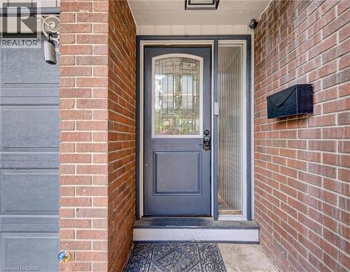 Exterior entry - 154 Grand Avenue S, Cambridge, ON 