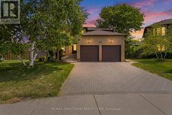 281 LEACOCK AVENUE Oakville, ON L6H 5J3