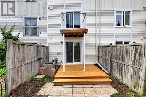 104 Manhattan Crescent, Ottawa, ON 