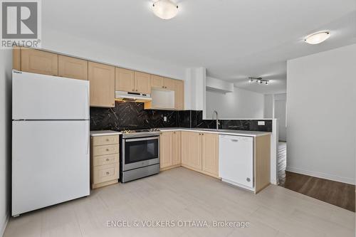 104 Manhattan Crescent, Ottawa, ON 