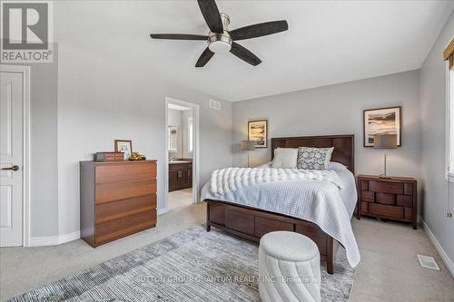 92 Garinger Crescent, Hamilton, ON 
