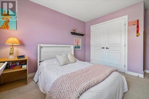 92 Garinger Crescent, Hamilton, ON 