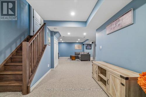 92 Garinger Crescent, Hamilton, ON 