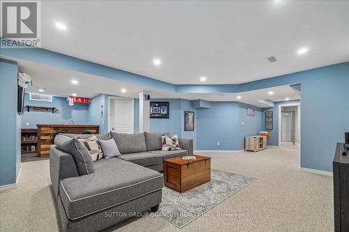 92 Garinger Crescent, Hamilton, ON 