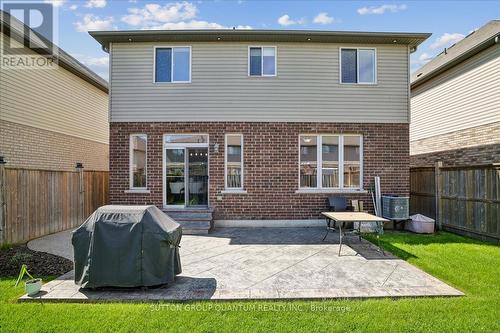 92 Garinger Crescent, Hamilton, ON 