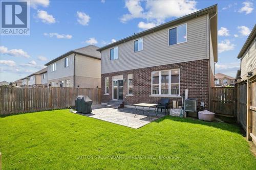 92 Garinger Crescent, Hamilton, ON 