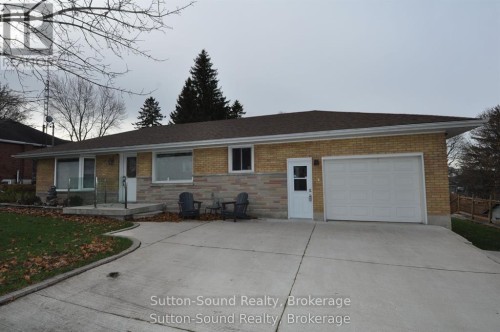 10 BROWNLEE STREET S  South Bruce, ON N0G 2S0