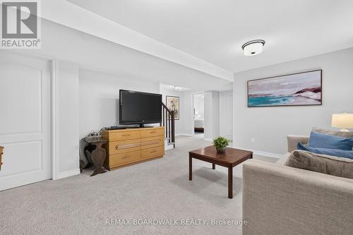 Spacious Family Room + Plenty of Storage - 224 Maygrass Way, Ottawa, ON - Indoor