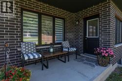 Patio terrace - 
