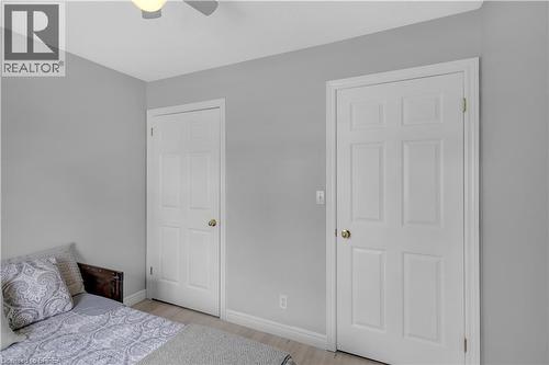 5 Walpole Drive, Haldimand, ON - Indoor Photo Showing Bedroom