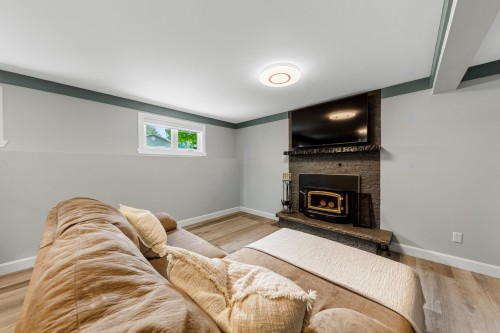 Salle familiale - 1460 Rue Daly, Chambly, QC 