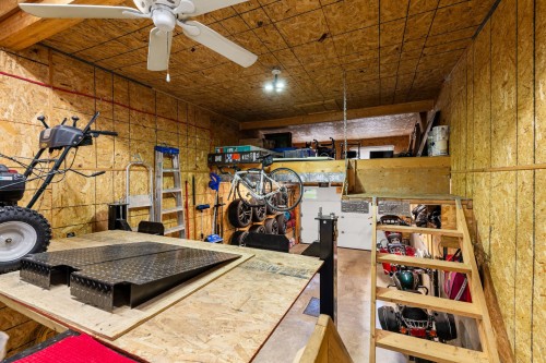 Garage - 1460 Rue Daly, Chambly, QC 