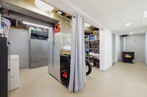 Rangement - 9 Rue Caisse, Sorel-Tracy, QC 