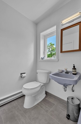 Salle de bains - 159 Av. Hillcrest, Montréal (Lachine), QC 