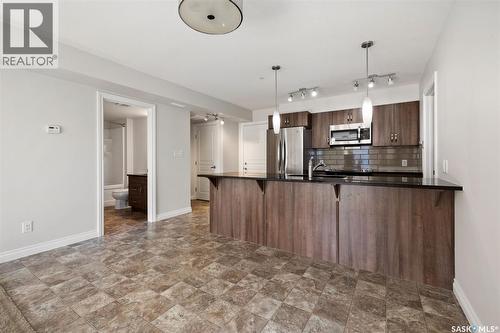 304 5303 Universal Crescent, Regina, SK 